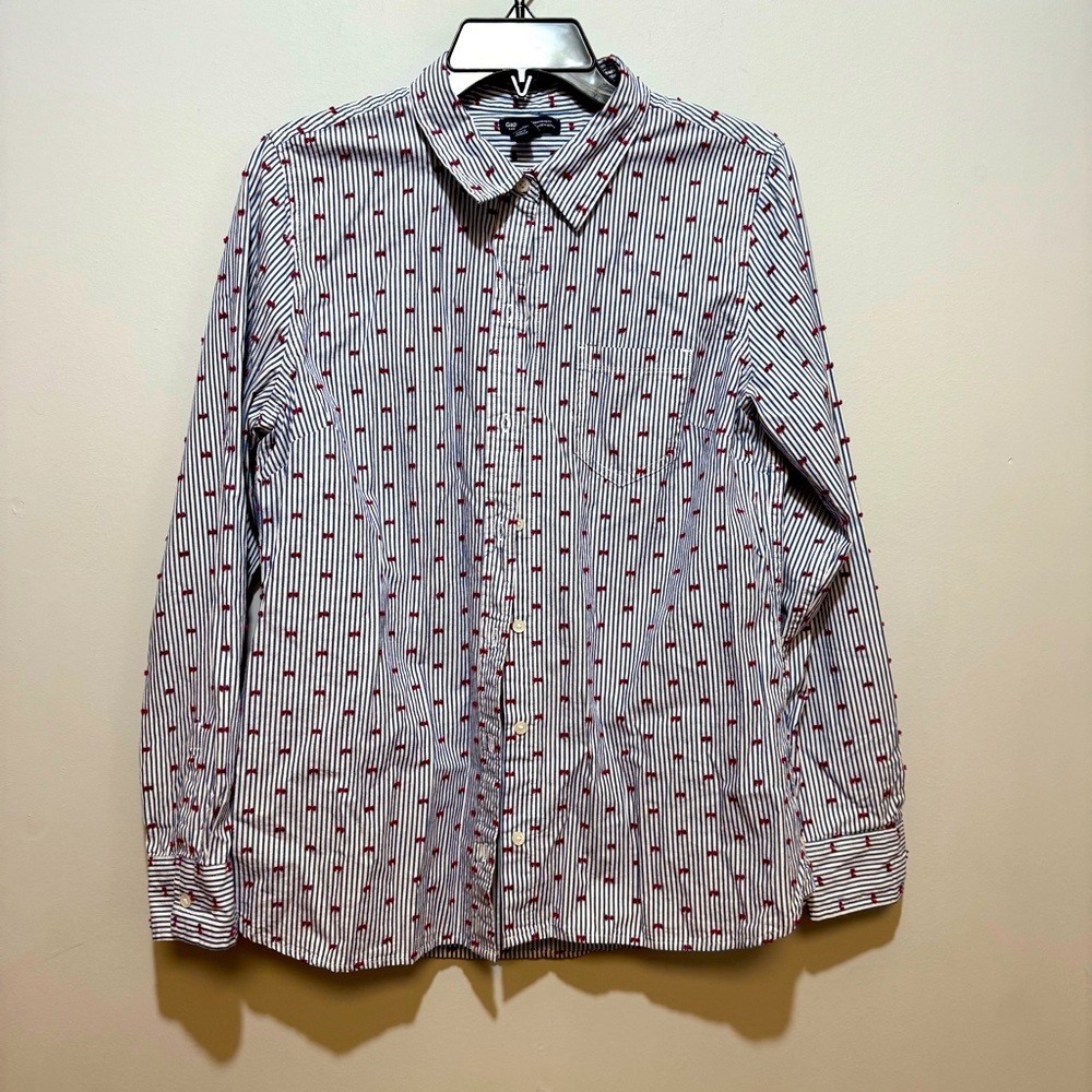 GAP women’s blue striped button‎ down shirt with tiny pink bows
